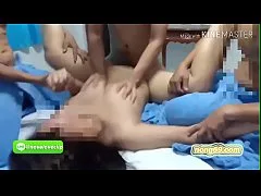 คลิปโป๊แนวข่มขืน ให้เพือนรุมลงแขกเมียตัวเองแล้วถ่ายคลิปร้องครางลั่น 3ต่อ1 รุมเย็ดจนแตกใน